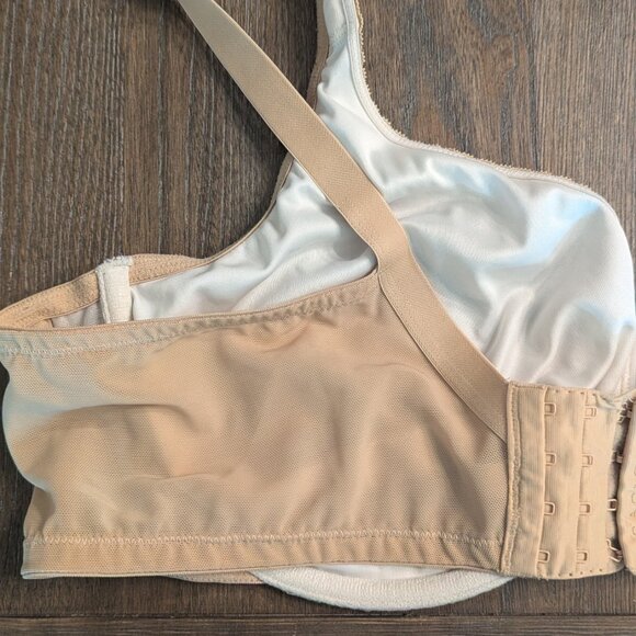 Lane Bryant Bra 44 E (DD) - Picture 5 of 6